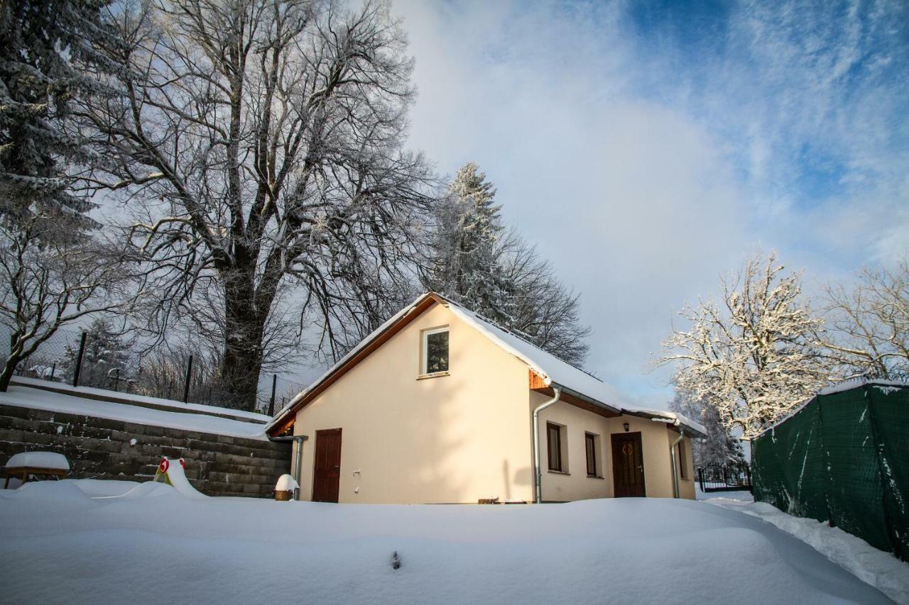 Burg Nad Banskou Stiavnicou Pensionat Stiavnicke Bane Exteriör bild